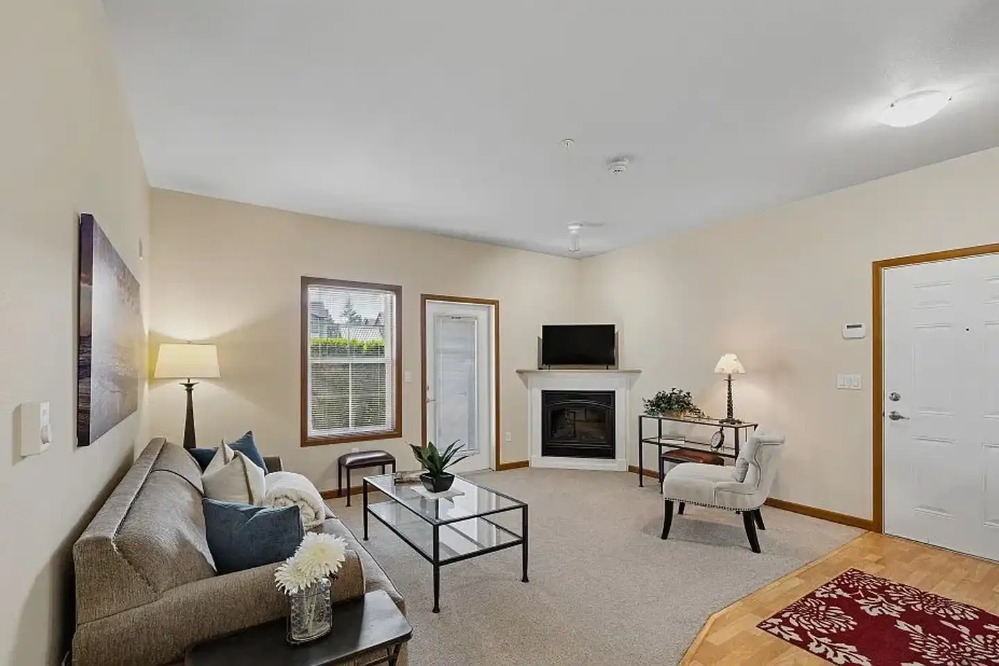 Linden Lane Apartment Homes - 2505 E Main - Puyallup, WA | Rent.
