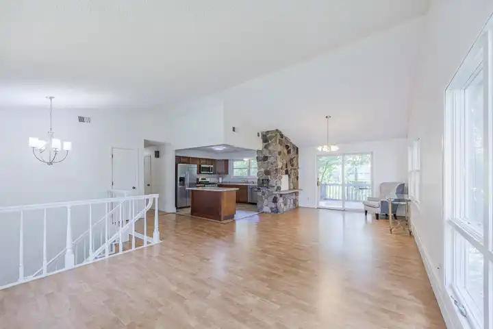 1212 44 1/2 Ave NE - Columbia Heights, MN | Rent.