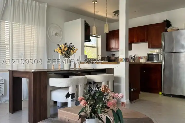 101 Collins Ave #1 - Miami Beach, FL | Rent.