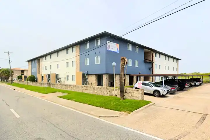 Ferry Road Apartments - 810 Ferry Rd - Galveston, TX | Rent.