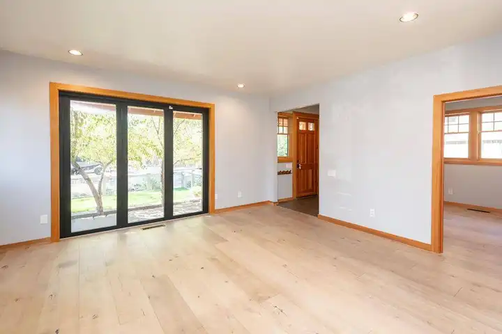1252 NW Ithaca Ave - Bend, OR | Rent.
