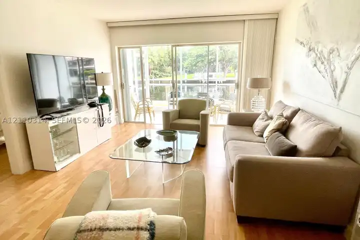 465 Paradise Isle Blvd unit 101 - Hallandale Beach, FL | Rent.