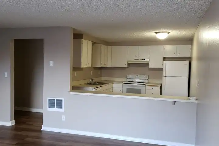 111 SE Cleveland Ave unit 31 - Bend, OR | Rent.