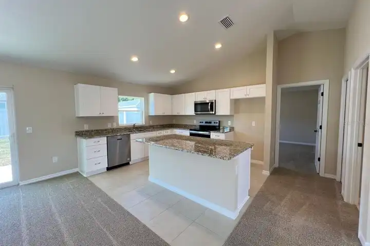 1685 NE 161st St - Citra, FL | Rent.