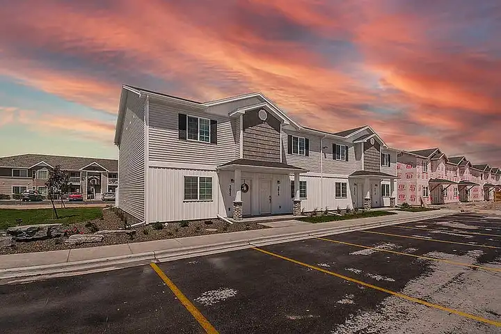 Rising Sun Townhomes - 3041 Rising Sun Rd - Idaho Falls, ID | Rent.