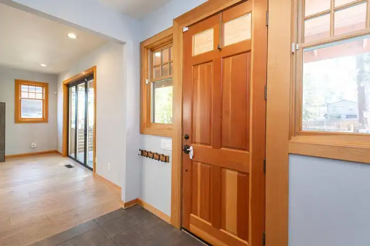 1252 NW Ithaca Ave - Bend, OR | Rent.
