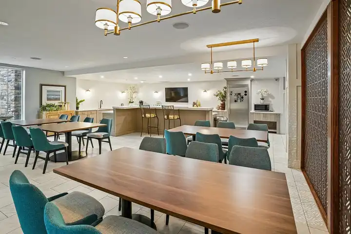 The Ivy at Draper 55+ Active Adult Apartments - 14075 S Bangerter Pkwy ...