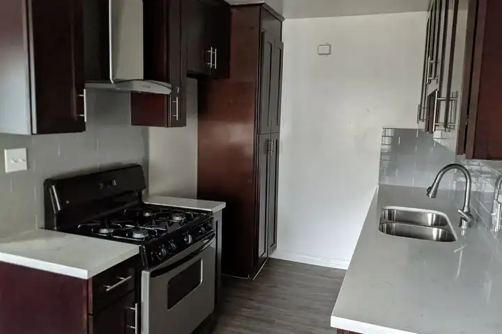 Milmor Gardens - 761-799 E 46th St - Long Beach, CA | Rent.
