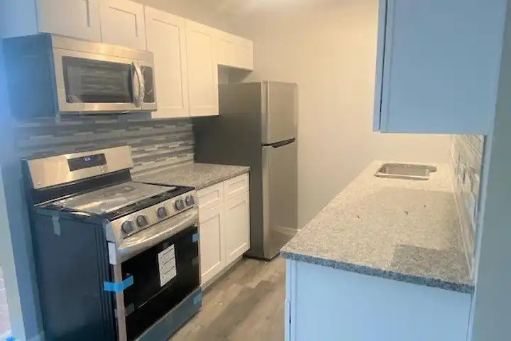 38 W 65th St #1 - Westmont, IL | Rent.