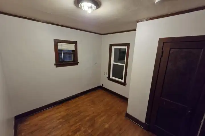 1704 Marshall St - Manitowoc, WI | Rent.