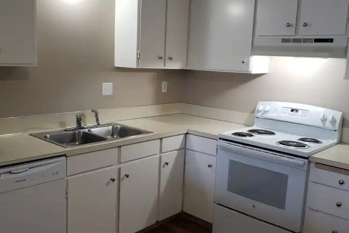 111 SE Cleveland Ave unit 31 - Bend, OR | Rent.
