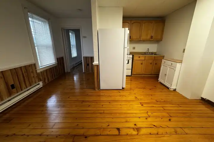104 High St - Enfield, CT | Rent.