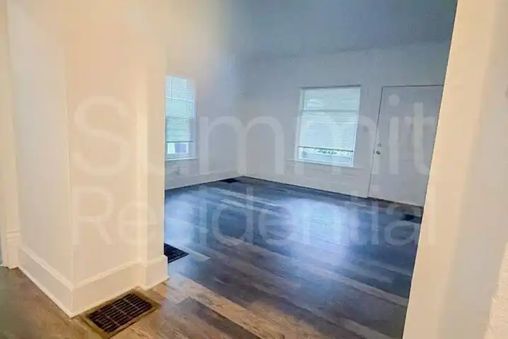 435 S Main St - Mansfield, OH | Rent.