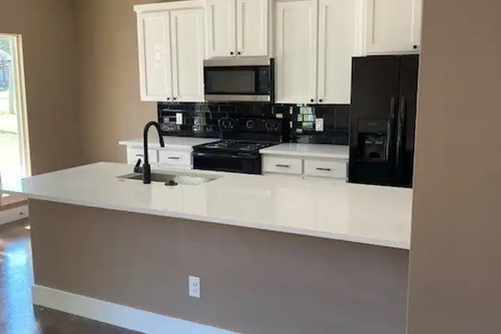 516 S 4th St #B - Bonham, TX | Rent.