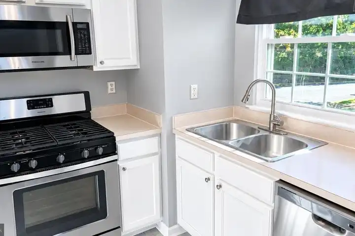 22963 Whitehall Terrace - Sterling, VA | Rent.