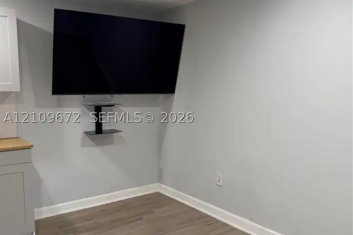 227 SW 26th Rd unit 0 - Miami, FL | Rent.