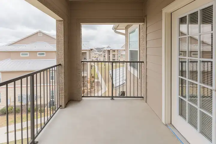 Masters Ranch Apartments - 3435 E Southcross Blvd - San Antonio, TX | Rent.