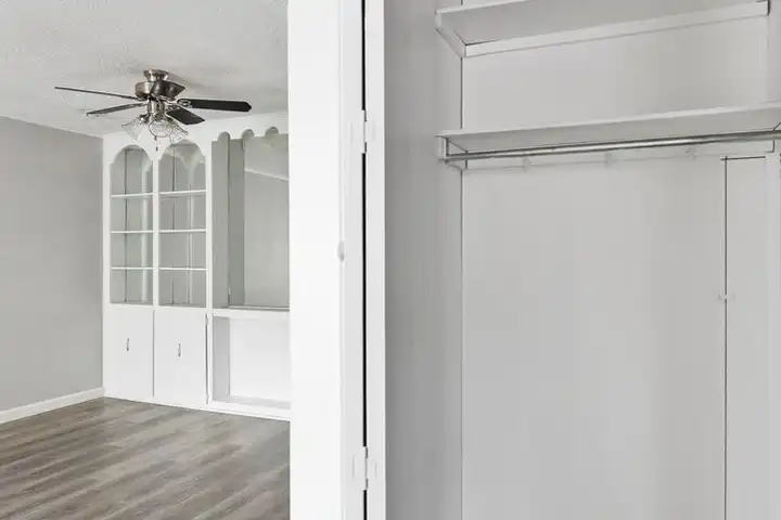 2760 Flag Ln - Reynoldsburg, OH | Rent.