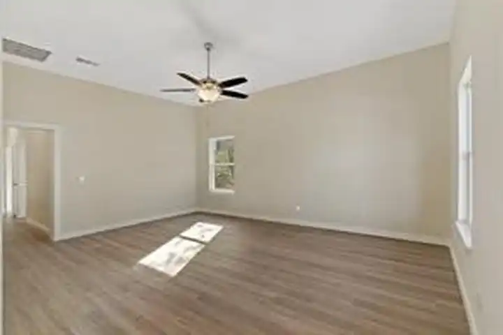 1360 10th NE # - Paris, TX | Rent.