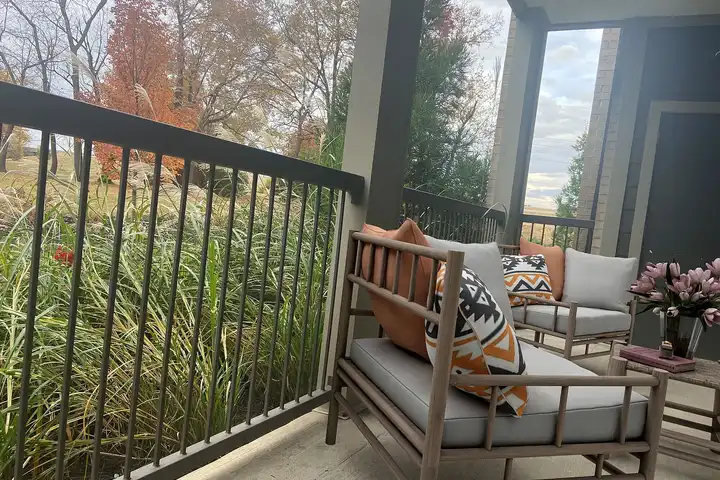 The Flats at Springhurst Apartments of Louisville - 4201 Simcoe Ln ...