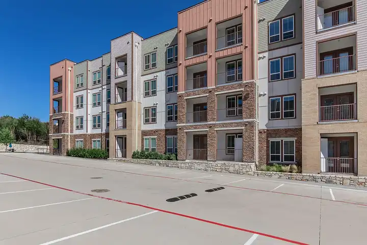Spring Villas Apartments - 7450 Bluff Springs Rd - Austin, TX | Rent.