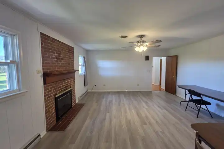 1646 Pitzers Chapel Rd - Martinsburg, WV | Rent.