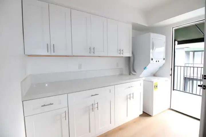 9009 Ramsgate Ave unit B - Los Angeles, CA | Rent.