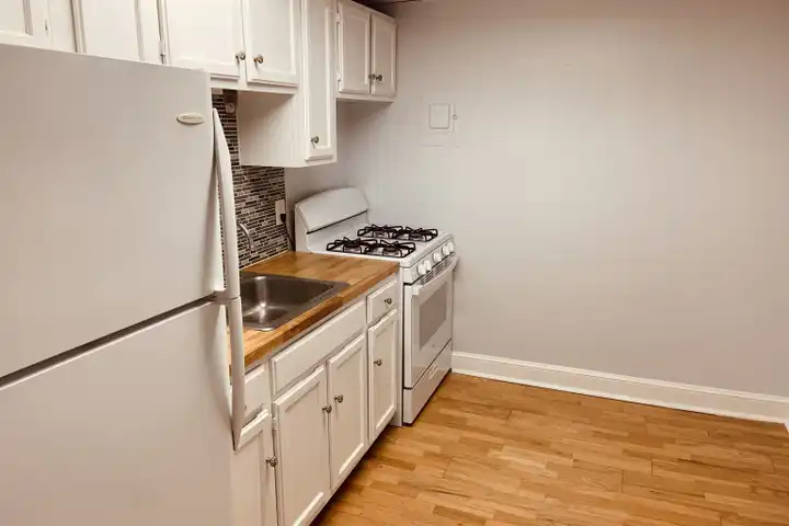 138 Woodside Green unit 1 - Stamford, CT | Rent.