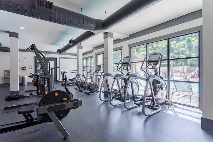 One Riverside Apartments - 950 Riverside Dr - Chattanooga, TN | Rent.