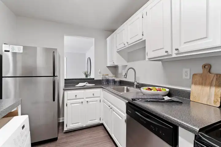 Hunters Ridge - 2400 Milhaven Dr - Richmond, VA | Rent.