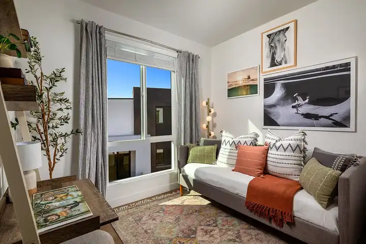 Mason - 2451 Mason Dr - San Diego, CA | Rent.