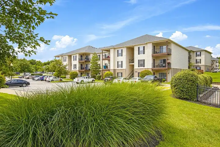 Orchard Hills Apartments - 201 Orchard Hills Dr - Jeffersonville, IN ...
