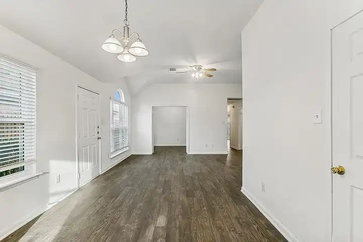 Sterling Green Village & Sheldon Ranch Apartments - 15255 Ferness Ln ...