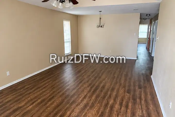 421 S Las Vegas Trail unit 421 - White Settlement, TX | Rent.