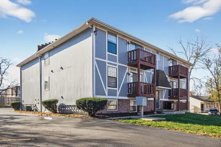 1505 Little Ave unit 1505 #03 - Grandview, MO | Rent.