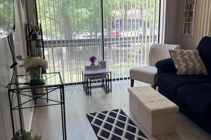 108 Manchester Ct - Red Bank, NJ | Rent.