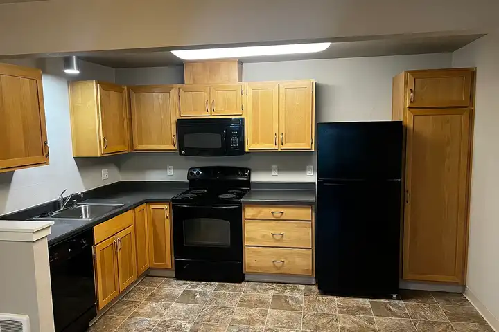 Camas Ridge Apartments - 1420 NW 28th Ave - Camas, WA | Rent.