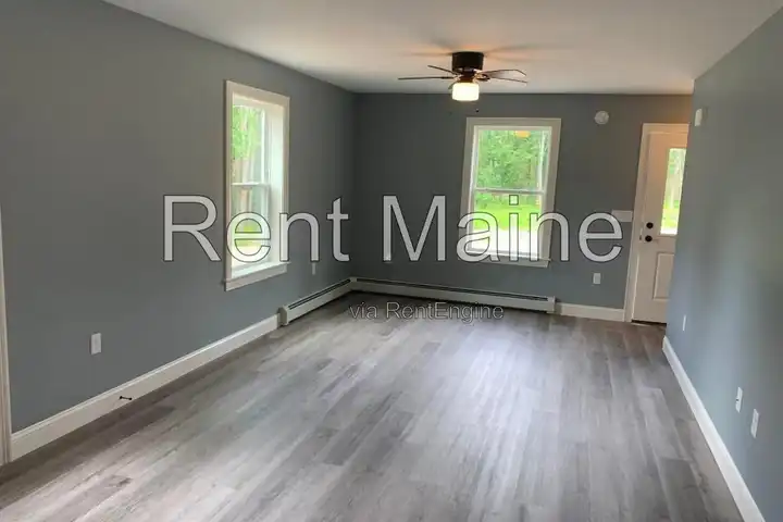 11 Twin Oak Dr - Glenburn, ME | Rent.