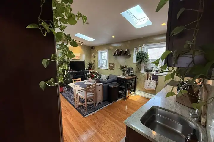 24 Ellington Rd unit A3 - Somerville, MA | Rent.