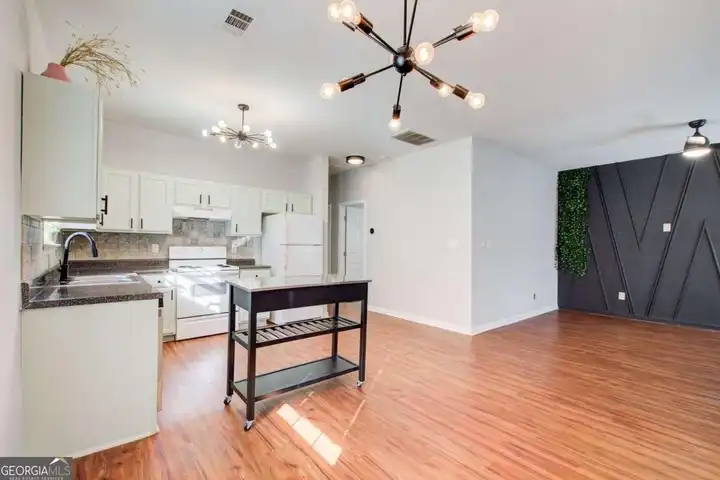 2835 3rd Ave SW - 2835 3rd Ave SW unit B UPPER - Atlanta, GA | Rent.