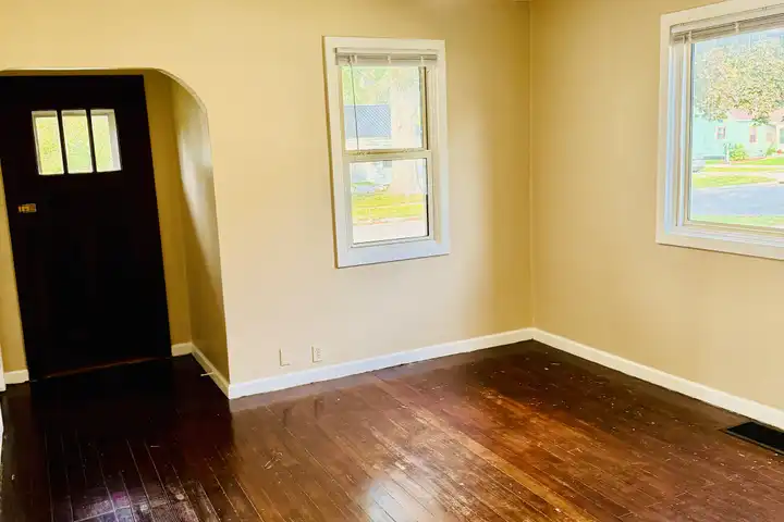 1424 Chester Ave - Ottumwa, IA | Rent.