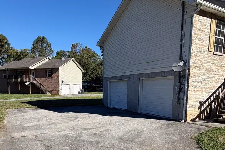 560 Circle Dr NW - Pigeon Forge, TN | Rent.