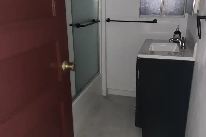 1052 S Alma Ave - Los Angeles, CA | Rent.