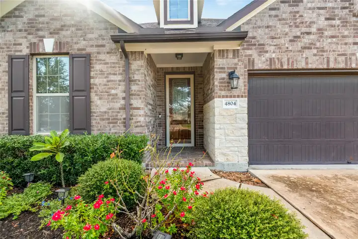 4804 Ladona Ct - League City, TX | Rent.