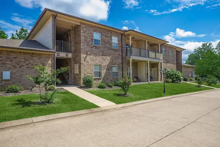 Stonewater Place Apartments - 20 Stonewater Creek Dr - Jackson, TN | Rent.