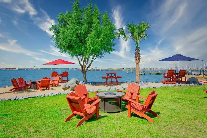 Lighthouse Point - 1351 Bayville Ct - Norfolk, VA | Rent.