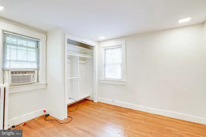 1423 N Garfield St - Arlington, VA | Rent.