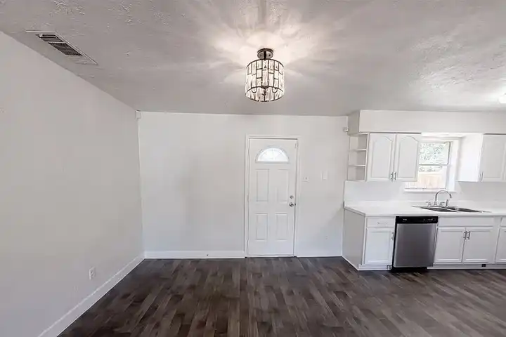 1926 Deer Path Dr - Dallas, TX | Rent.