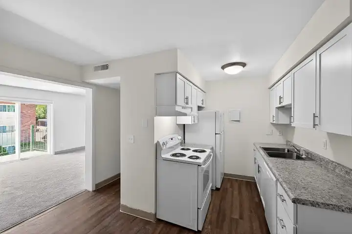 Evergreen Ridge Apartments - 129 N Sage St - Kalamazoo, MI | Rent.