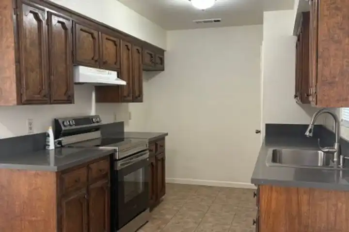 25 W Barstow Ave unit # 101 - Clovis, CA | Rent.